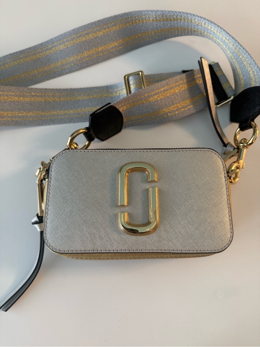 Marc Jacobs never used Metallic Silver Crossbody Camera Bag with Gold Hardware